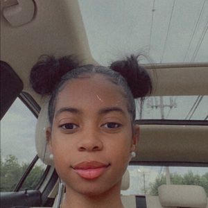 Meet your Posher, Toni